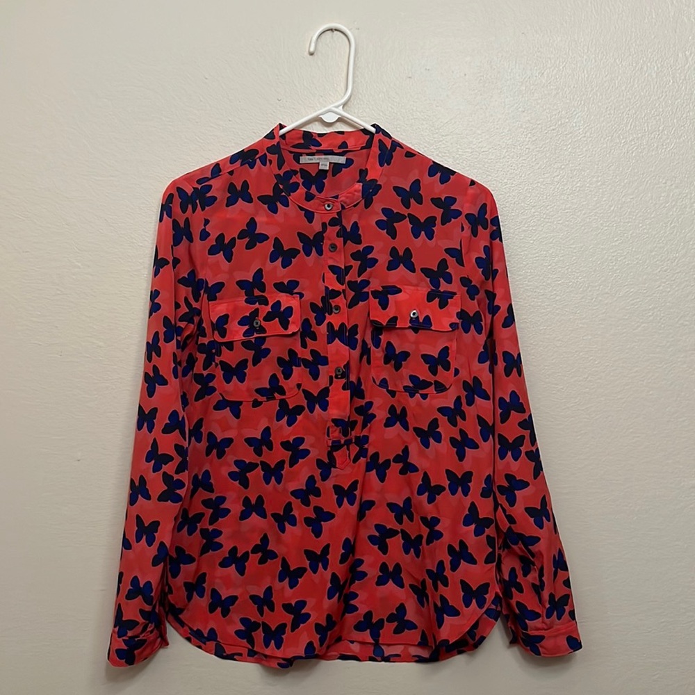 GAP Pintuck Flat Collar Button Up Butterfly Design Long Sleeves Top - Picture 1 of 8
